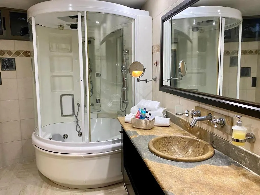Villa Campestre A 10 Min Del Poblado+Vip Concierge Envigado 0*,  Colombia